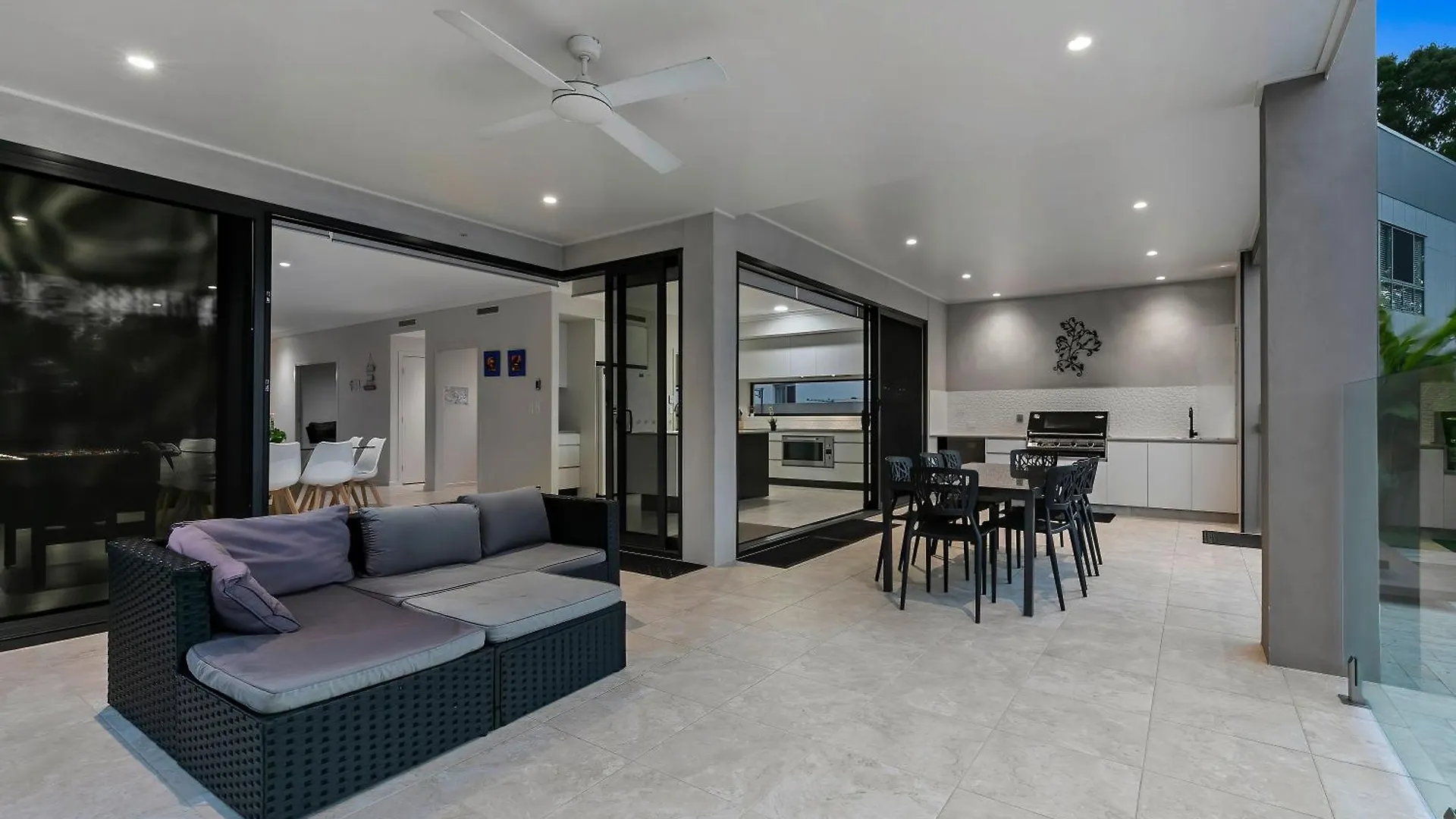 Sunset Shores Bongaree Holiday home