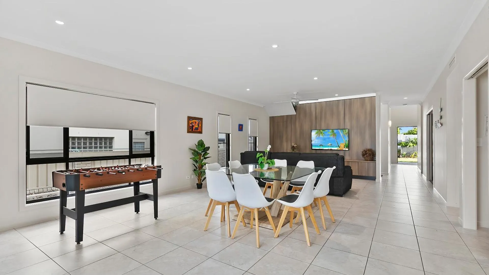 Sunset Shores Bongaree 0*,